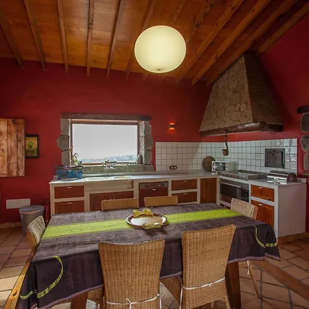 Villa Azuaje Mountain Hideaway House *