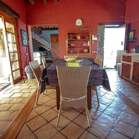 Mountain Hideaway House In Moya (Gran Canaria)