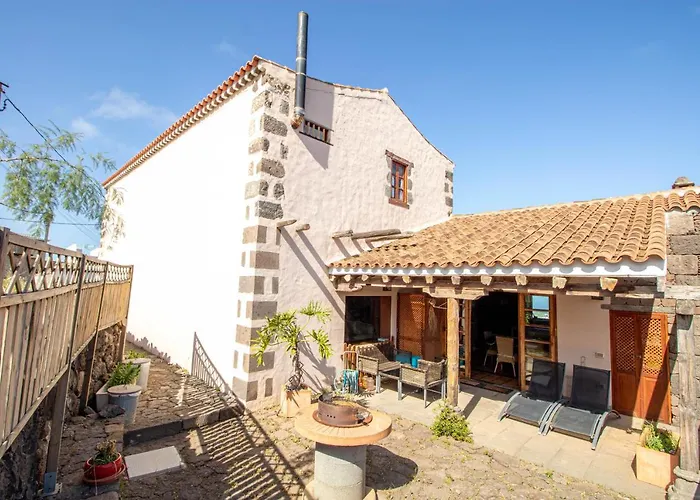 Villa Azuaje Mountain Hideaway House Moya (Gran Canaria)