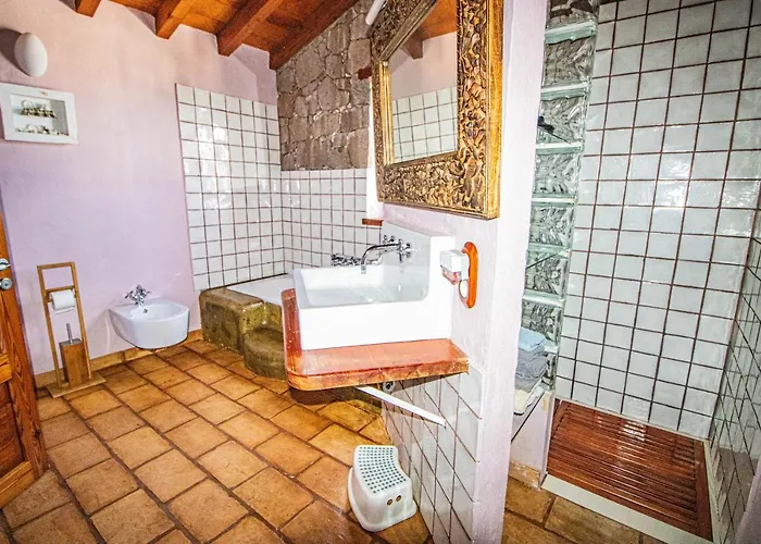 Villa Azuaje Mountain Hideaway House