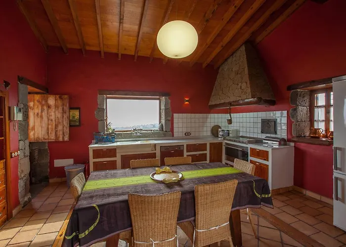 Villa Azuaje Mountain Hideaway House *